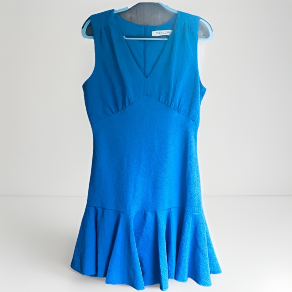 Taylor Women's Sleeveless V-Neck Shirred Sheath Dress Size 14 - Picture 4 of 16